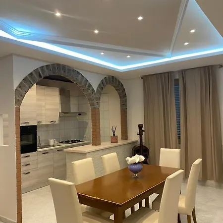 Sissi Apartment *